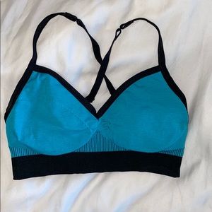 Lulu lemon sports bra size 2